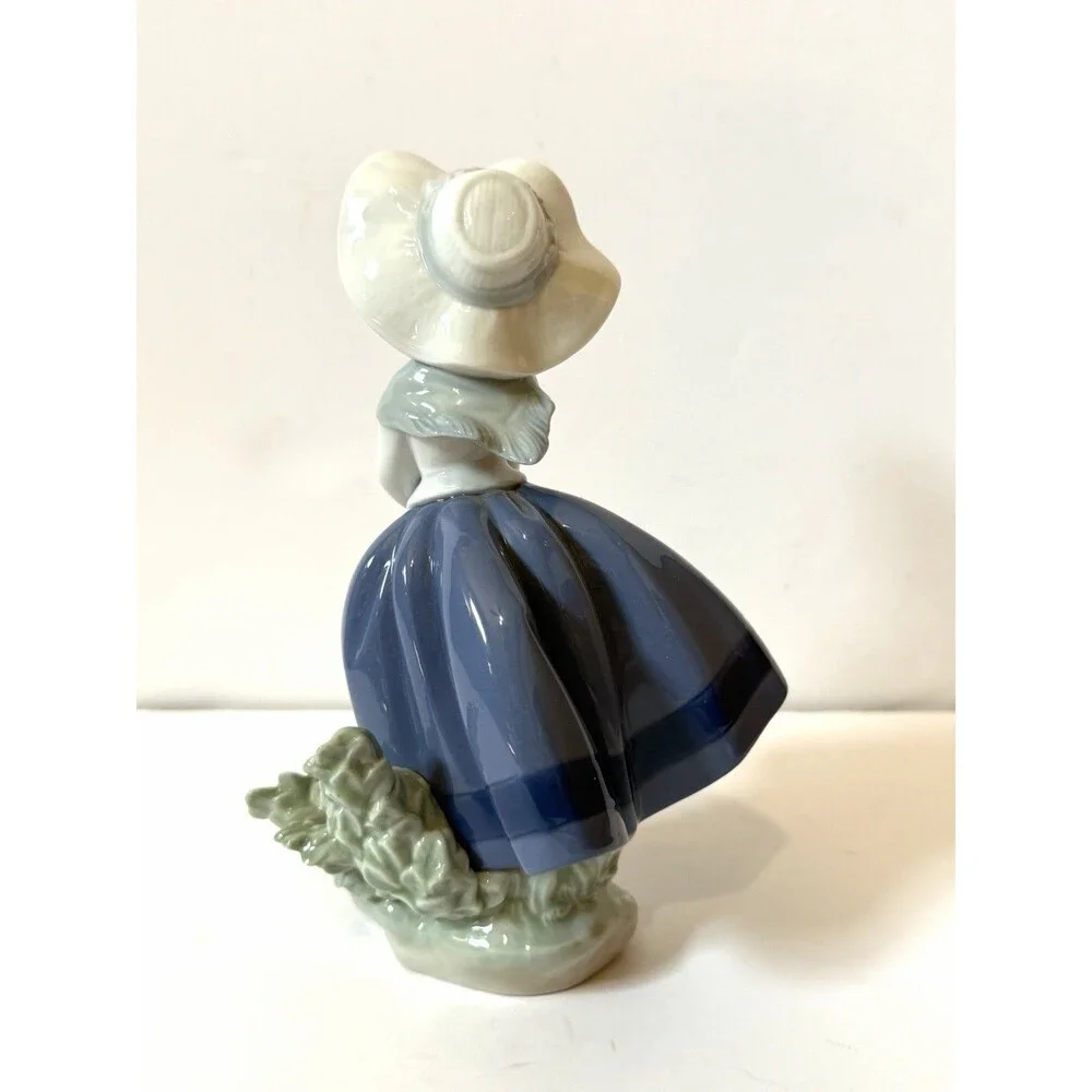 Lladro Girl With Flowers Basket Figurine Porcelain Spain Blue Dress Bonnet 1983
